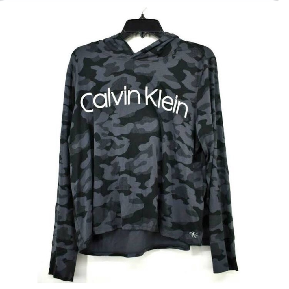 Camo print hoodie